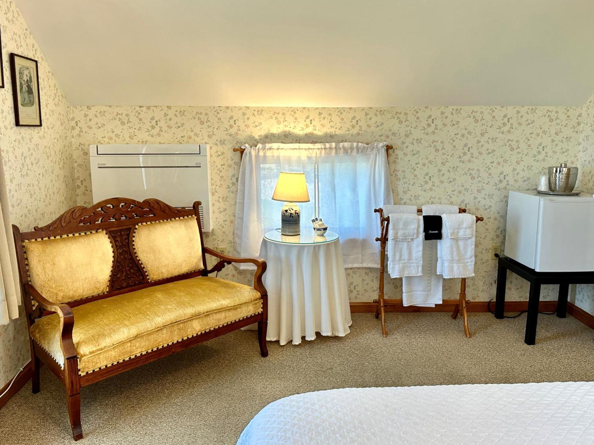 Rose Farm Inn ニュー・ショアハム エクステリア 写真